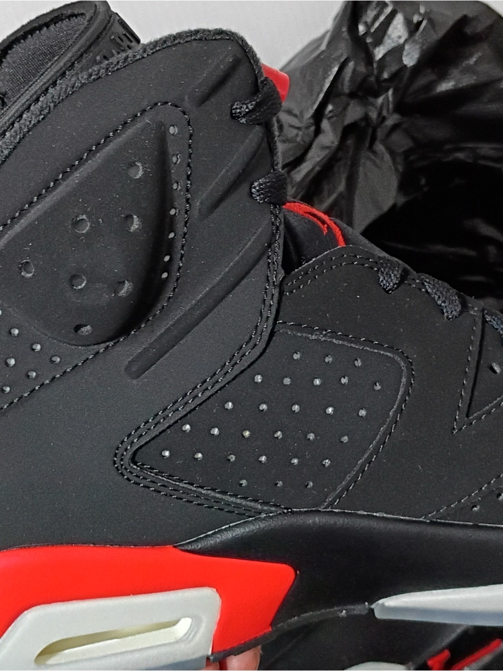 Jordan infared 6’s Men's Black and Red High-Top Sneakers